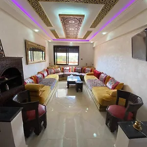 Charmant Logement Avec Parking Residenciel Sans Piscine Marrakesh